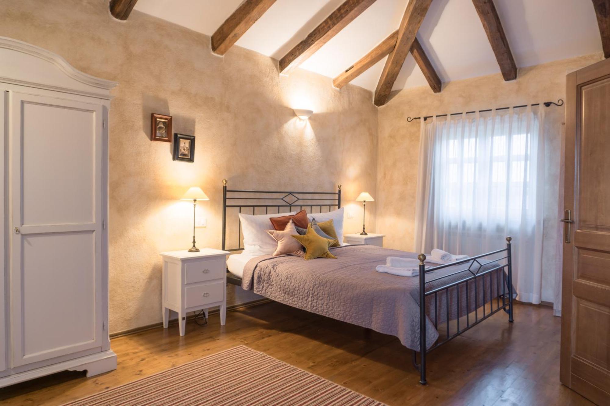 Villa Melissa - Istrisches Steinhaus Mit Pool In Guter Lage Sveti Lovreč Pazenatički Eksteriør billede