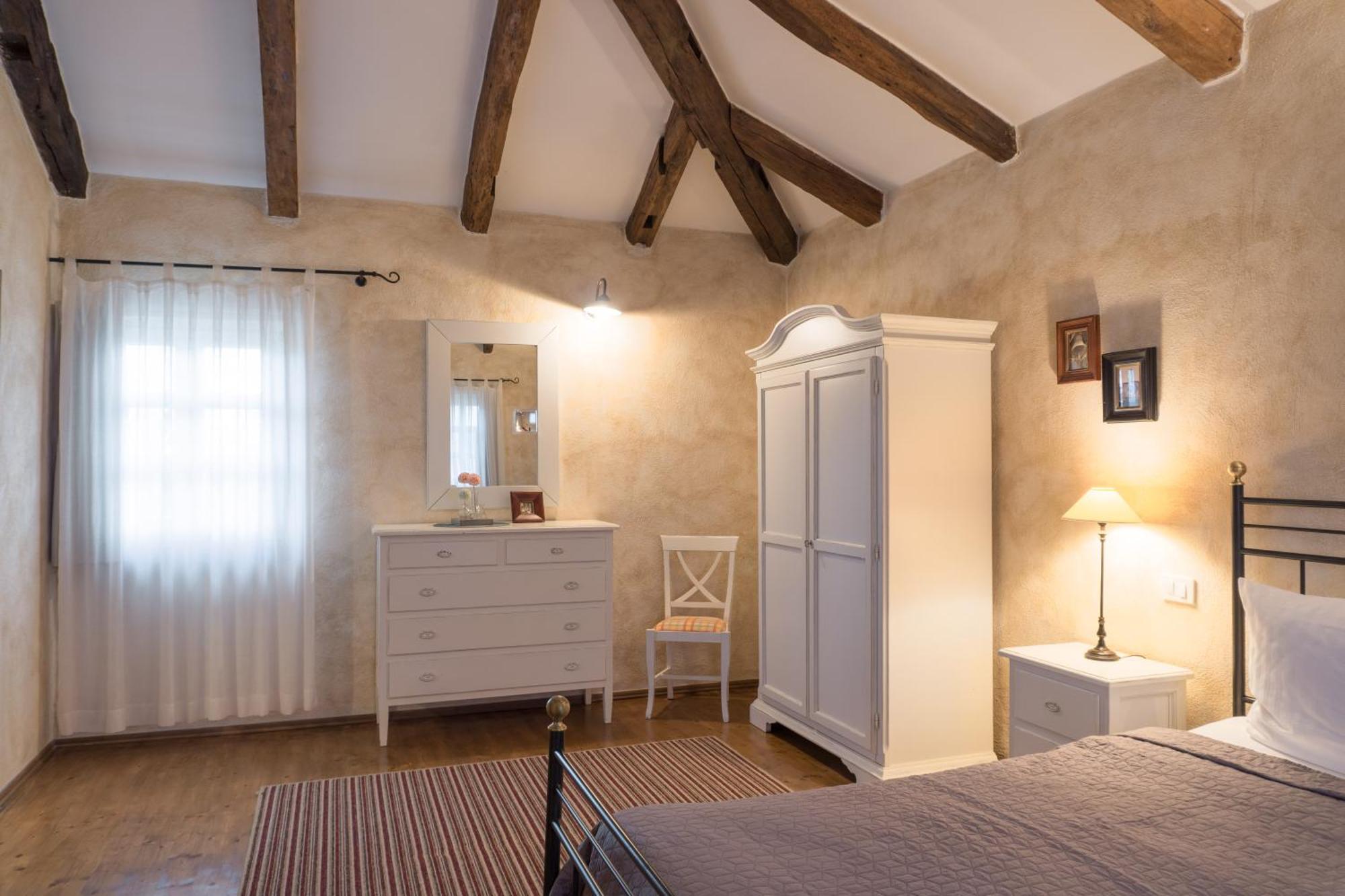 Villa Melissa - Istrisches Steinhaus Mit Pool In Guter Lage Sveti Lovreč Pazenatički Eksteriør billede